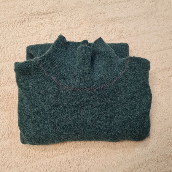 Green Teal Turtleneck Long Sleeve Size S - Picture 8 of 9
